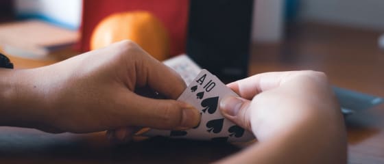 Ghid pentru începători pentru a câștiga la Blackjack în cazinourile online